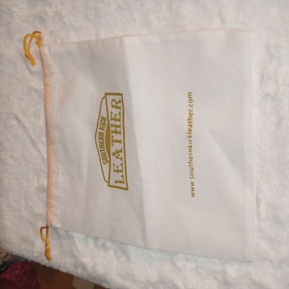 Tag Heuer Leather Pouch (Men) - Picture 9 of 10